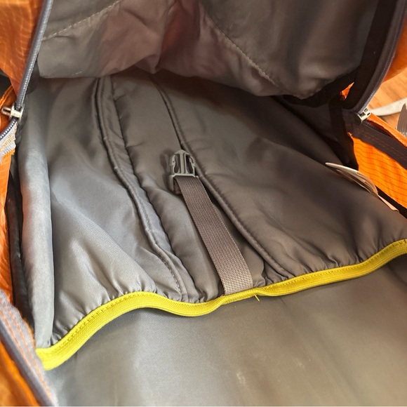 The North Face Angstrom 30 Backpack Blue Orange Gray  Camping Outdoor Hiking - Picture 16 of 16